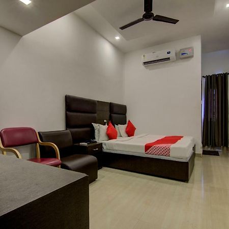 Hotel Sai International Chennai Exterior photo