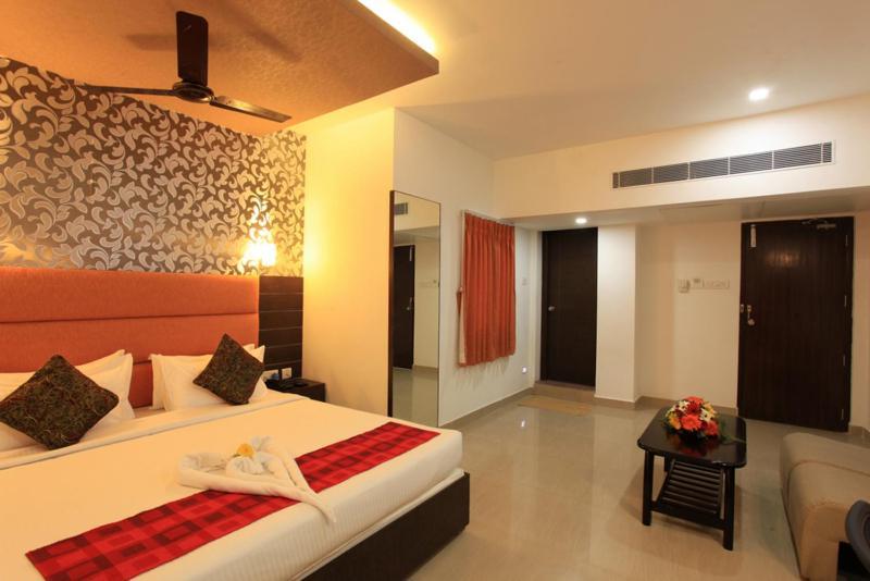 Hotel Sai International Chennai Exterior photo
