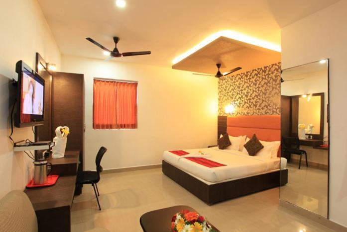 Hotel Sai International Chennai Exterior photo