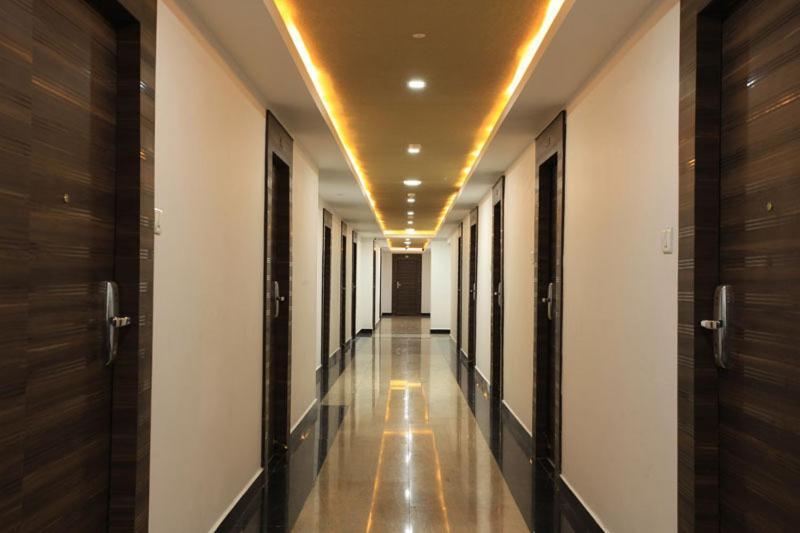 Hotel Sai International Chennai Exterior photo