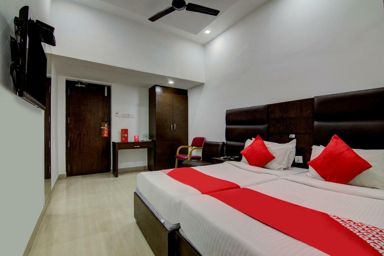 Hotel Sai International Chennai Exterior photo