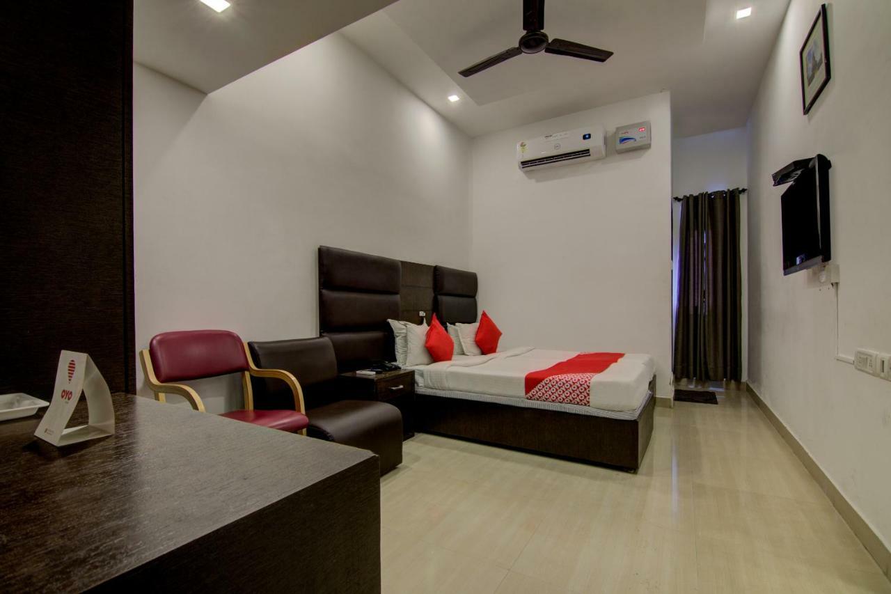 Hotel Sai International Chennai Exterior photo