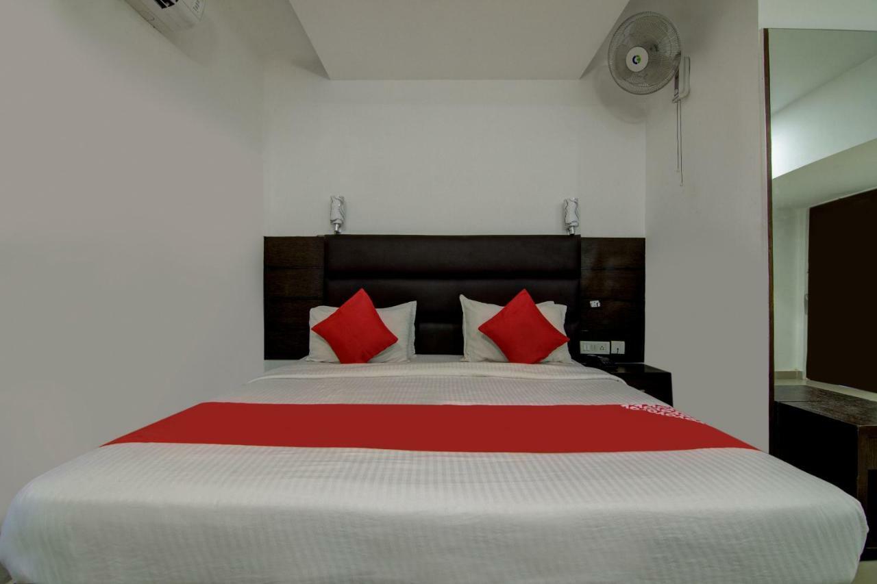 Hotel Sai International Chennai Exterior photo